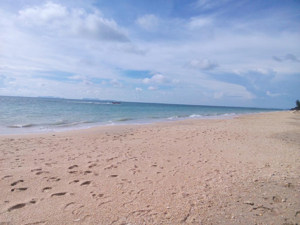 Chill Chill Long Beach Hostel Ko Lanta Eksteriør bilde