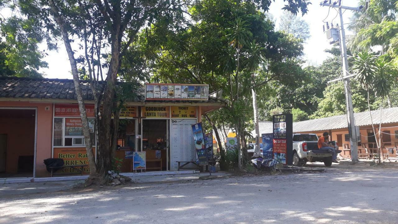 Chill Chill Long Beach Hostel Ko Lanta Eksteriør bilde