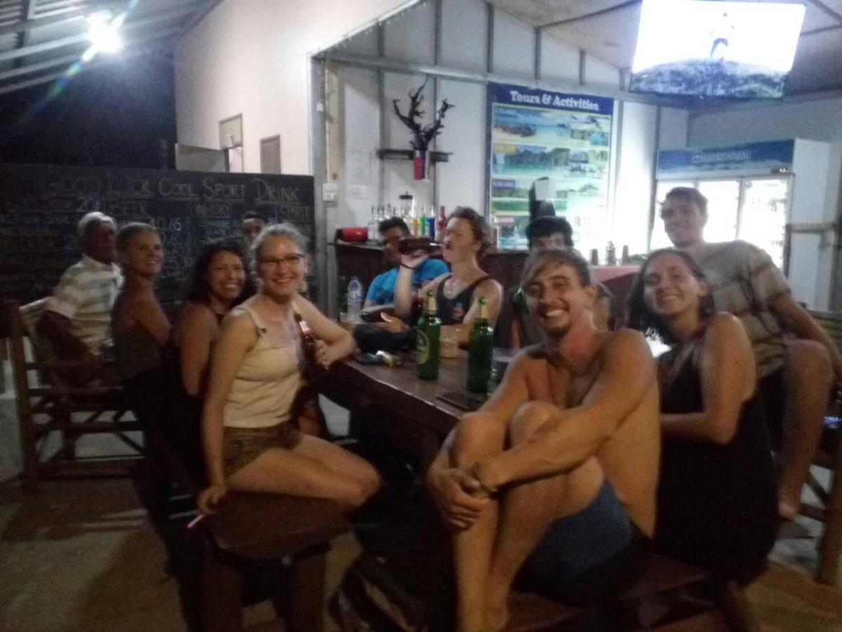 Chill Chill Long Beach Hostel Ko Lanta Eksteriør bilde