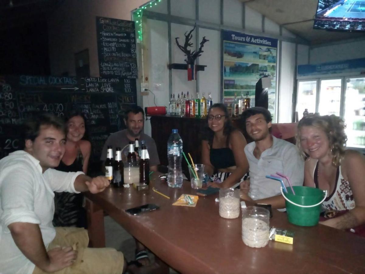 Chill Chill Long Beach Hostel Ko Lanta Eksteriør bilde